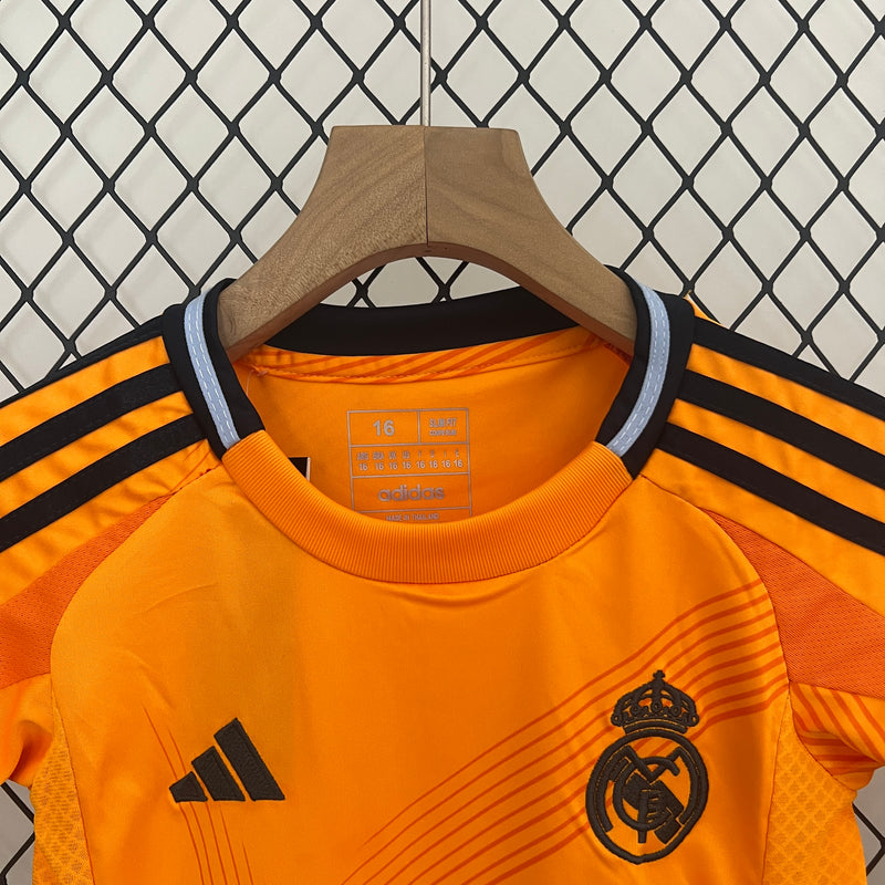 Conjunto Infantil Real Madrid 2024/25 - Away