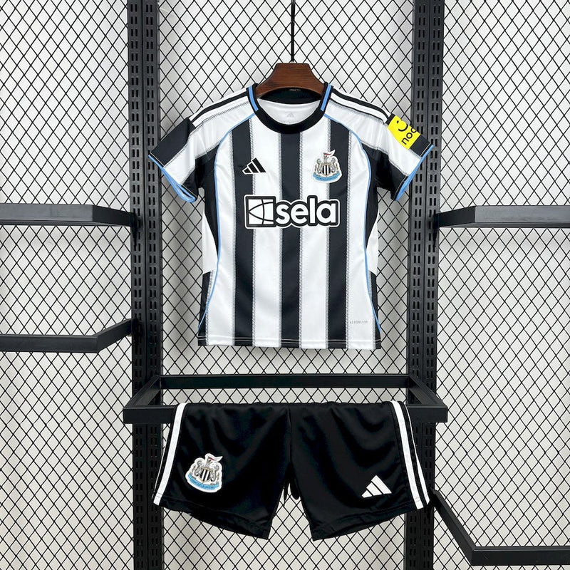 Conjunto Infantil New Castle 2025/26 - Home