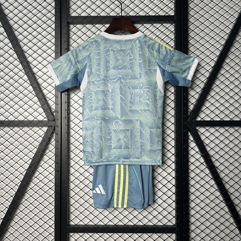 Conjunto Infantil Juventus 2025/26 - Away