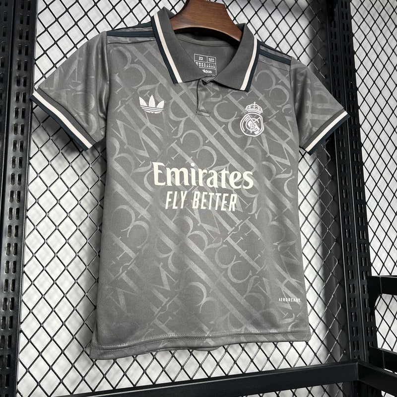 Conjunto Infantil Real Madrid 2024/25 - Third