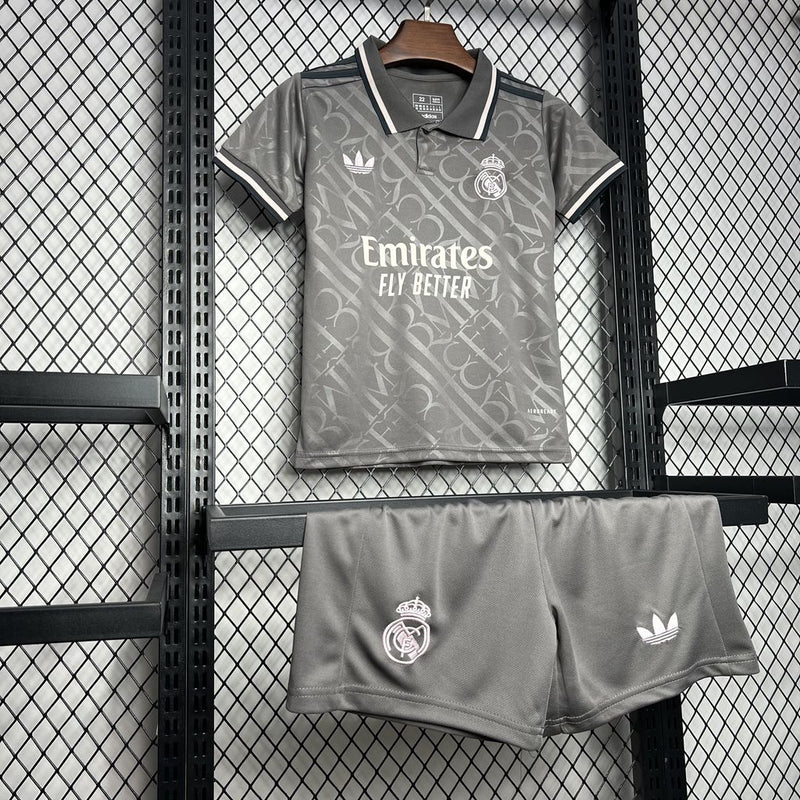 Conjunto Infantil Real Madrid 2024/25 - Third