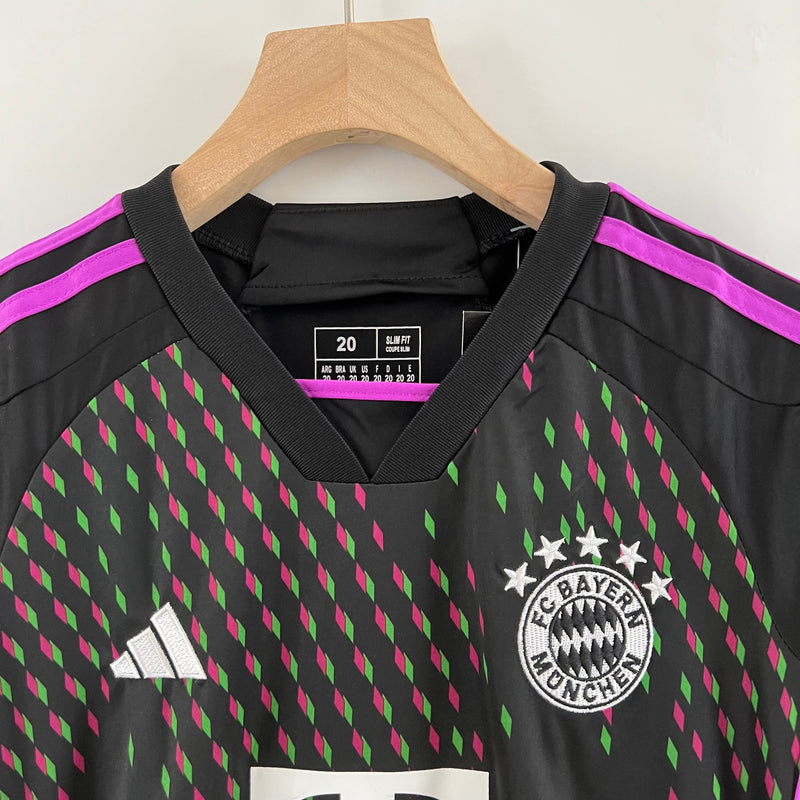 Conjunto Infantil Bayern de Munique 2023/24 - Away