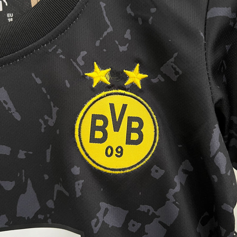 Conjunto Infantil Borussia Dortmund 2023/24 - Away