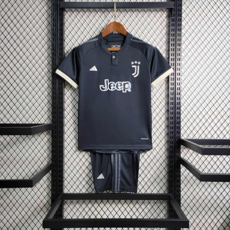 Conjunto Infantil Juventus 2023/24 - Third