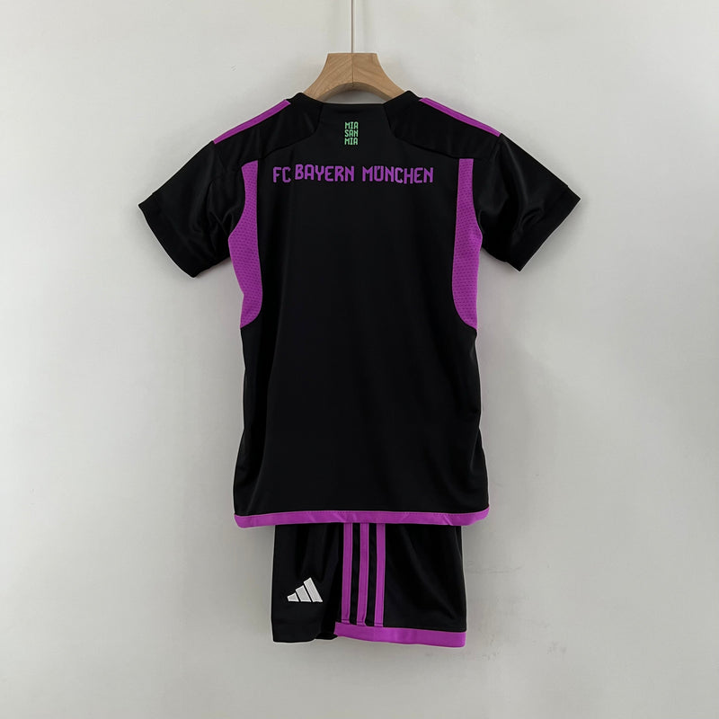 Conjunto Infantil Bayern de Munique 2023/24 - Away