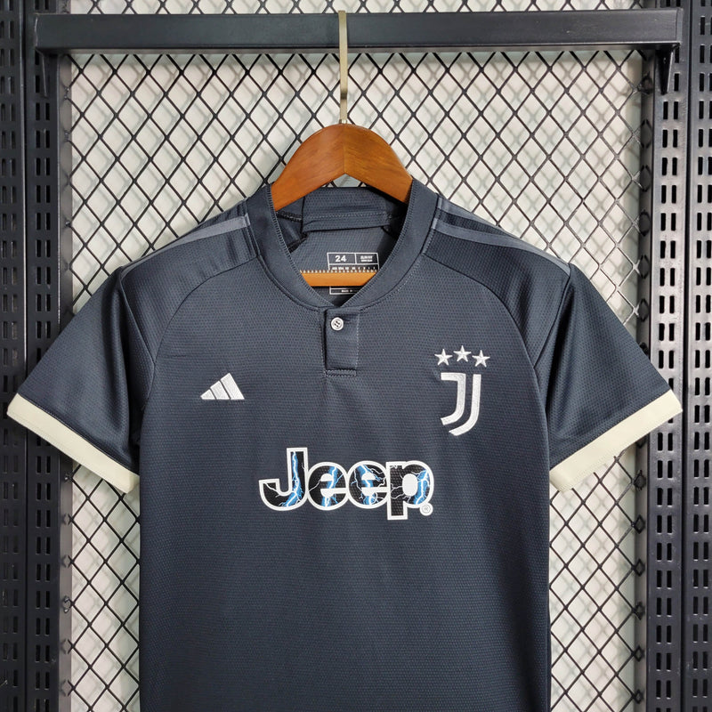 Conjunto Infantil Juventus 2023/24 - Third